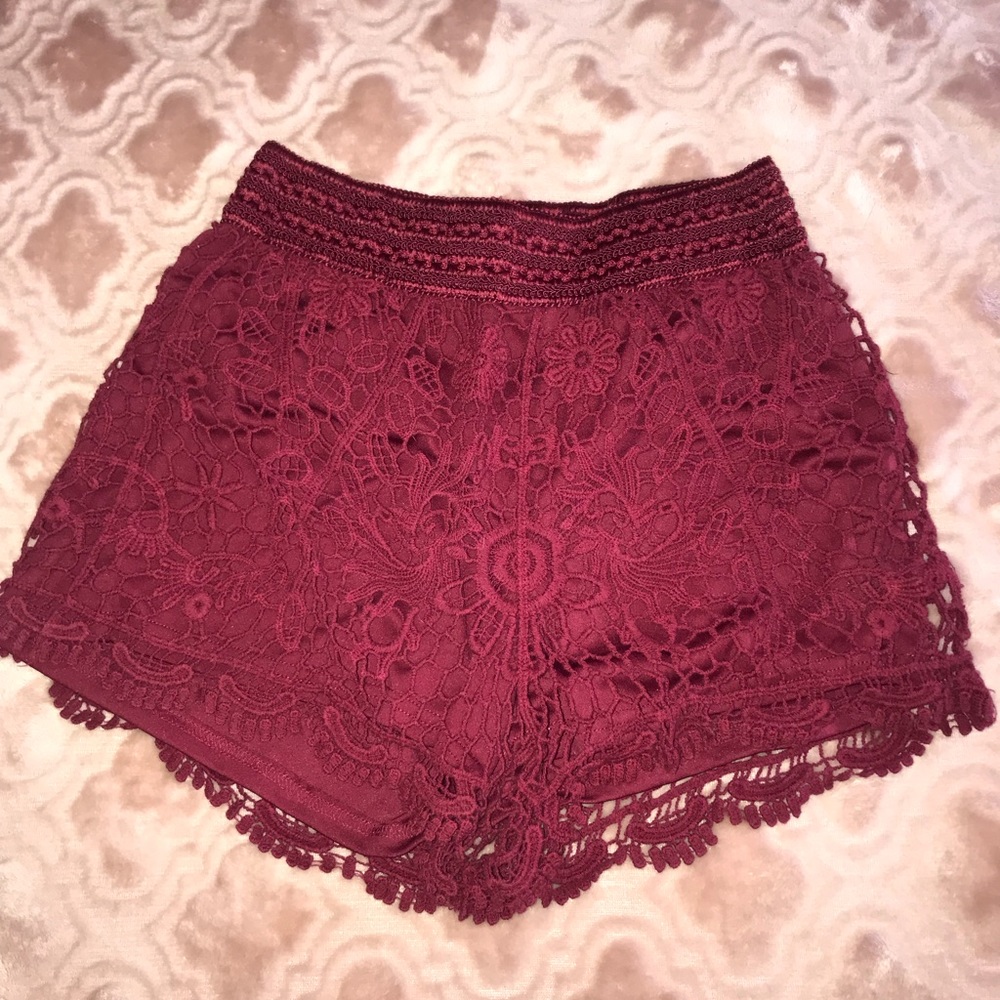 Wine red cotton crocheted shorts